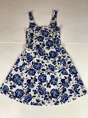 DIVIDED H&M Dress Womens 6 Fit & Flare Stretch Sleeveless Floral • $13.95