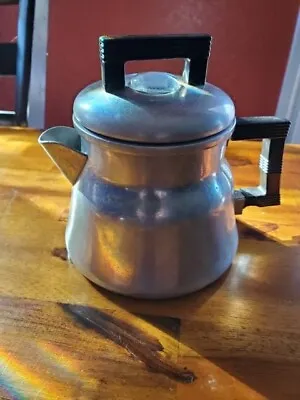 Vintage Wear Ever No. 3002 Aluminum Coffee Percolator 1-2 Cup USA-CUTE & RARE • $49.95