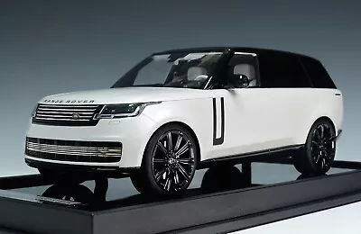 1/18 Motorhelix / LCD 2023 Range Rover Autobiography In Gloss White Black Top • $499.95