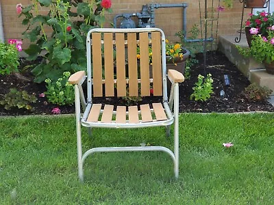 Red Wood Aluminum Folding Pool Lawn Chair Vintage Mid Century Modern MCM • $34.99