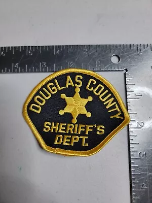 Bin1 B12 Patch Police Douglas County Sheriff's Sheriff South Dakota  • £3.38