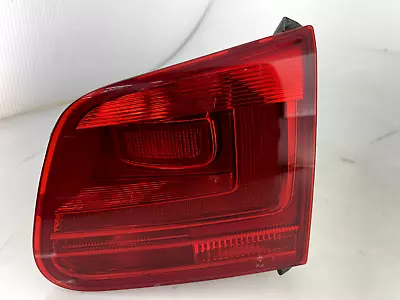 Oem | 2012--2015 Volkswagen Tiguan Lid Inner Halogen Tail Light (rightpassenger • $39.99