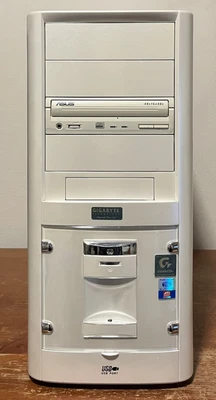 $199 • Buy Intel Pentium 4 Socket 423 Windows 98 Desktop Computer