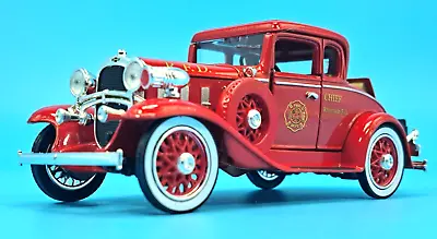 National Motor Museum - Signature 1:32 - 1932 Chevy Roadster - Fire Chief Car • £14.99