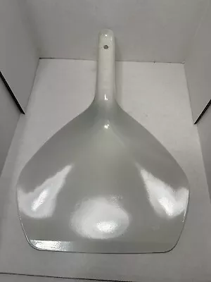 White Metal Hand Held Dust Pan • $15.99