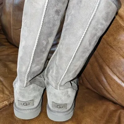 UGG Classic Tall II 2.0 Gray Grey Water-resistant Suede Boots Size US 9 Women • $99