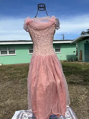 Vintage 50s Pink Lace Ruffled Prom Party Dress Size M • $15.90