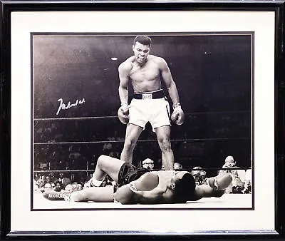 Muhammad Ali Autographed Framed 16x20 Photo Over Liston Gem 10 Auto PSA/DNA • $1695