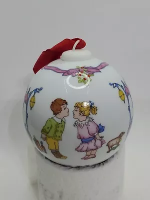 2002 Hutschenreuther Christmas Porcelain Ball Ornament Mistletoe • $5