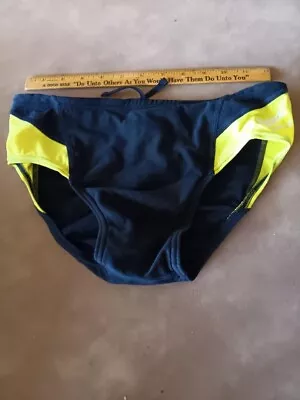 Speedo Diving Swim Brief Endurance+ Mens Size 28. • $7.50