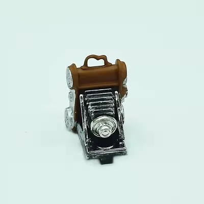 1:12 Scale Dolls House Mini Retro Metal Camera Photograph Metal Accessories • $7.47