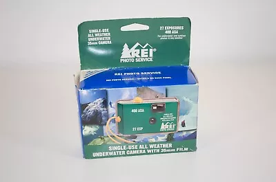 Vintage REI - Single Use 35mm Camera UNDERWATER Weatherproof 27 Exposure 11/2001 • $17.99