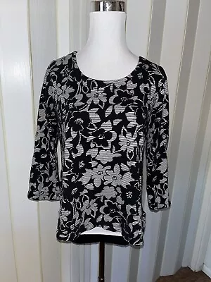 Clothes To Live In Habitat Black Floral  Top Size Medium • $4.99