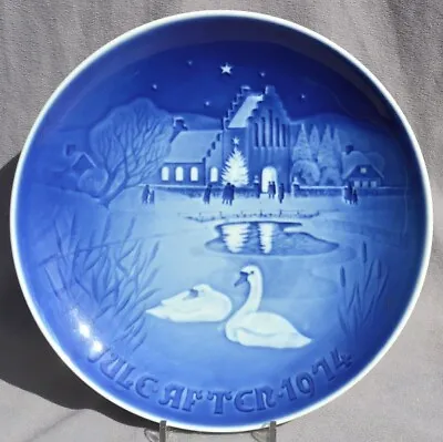 BING & GRONDAHL 1974 Christmas Plate B&G: Christmas In The Village • $3.99