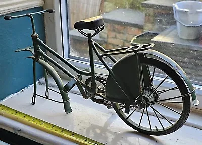 Vintage Miniature Metal Bike • £9.99