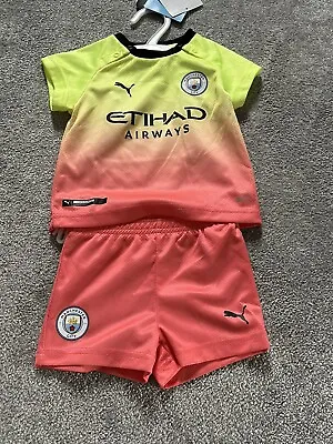 Manchester City Mini Third Kit 4-6 Months  • £5.05