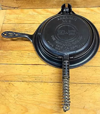 Vintage American No.8 Griswold Cast Iron Waffle Maker 886E 885P  Puritan • $175