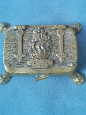 £9.50 • Buy Antique Solid Brass Chest  Matchbox Holder Ship A. Calleon Newton & Minchew? 