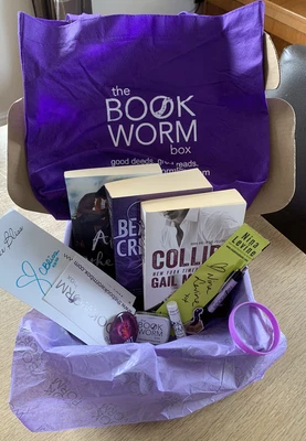 £39.99 • Buy The Bookworm Box SIGNED Books & Merchandise - Gail Mchugh, Renée Carlino, Garcia