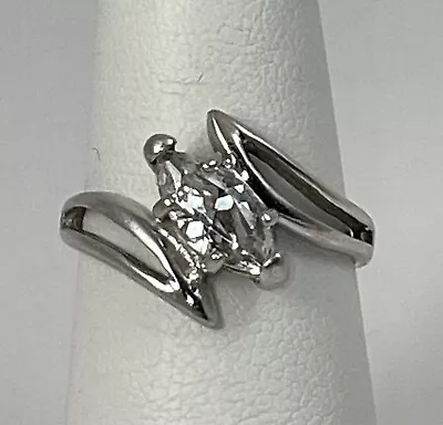 Lind 925 Sterling Silver CZ Ring Size 7.25 Jewelry • $25