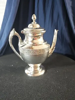 ANTIQUE   THE MIDDLETOWN PLATE CO.  SILVER PLATED COFFEE/TEAPOT Very Nice Work! • $58