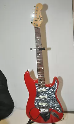 $449.95 • Buy 95-96 Fender Squier Stratocaster Guitar Korea W/ Roland GK-2A Pick-up Attachment