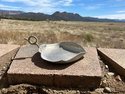 Leaf Candy Dish Buenilum Vintage Hand Wrought Aluminum Grandma's Antique Serving • $9.22