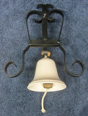 Vintage WHITE Cast Iron Hanging PORCH DINNER BELL Rustic Farm House W/BRACKET • $17.95