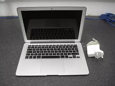 DAMAGED APPLE MACBOOK AIR 13  LAPTOP (2017) MQD32B/A CORE I5 1.8GHz 8GB (RN6763) • £32