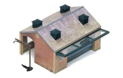 Hornby - Goods Shed - R8002 • £19.95