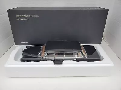 AUTOart Signature Mercedes-Benz 600 Pullman 1:18 Scale With Box • $949.99