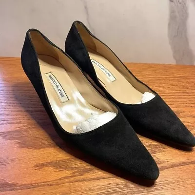 Manolo Blahnik Black Suede Black Kitten Heel Size 39 • $140