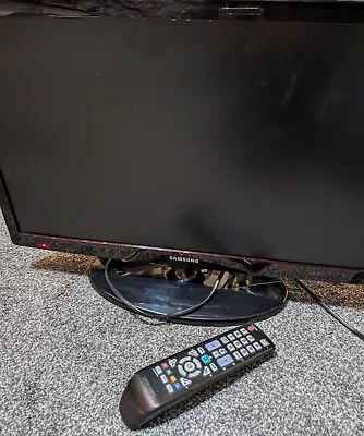 Samsung 22  Freeview TV - Black - TV Remote And Charger Included (UE22ES5000)  • £45