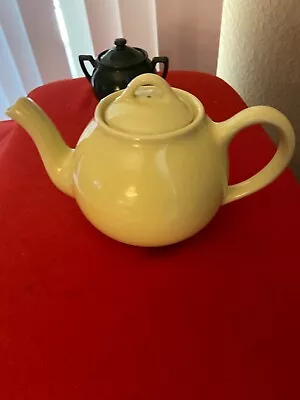 Vintage Hall Lipton Tea Teapot. Light Yellow. 6 Cup French • $16.99