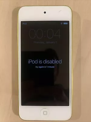 PASSCODE LOCKED - IPod Touch 32GB 5th Generation Green 32GB MD717C/A A1421 • $33.99