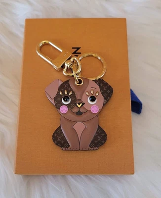 $635 • Buy Louis Vuitton Puppy Charm
