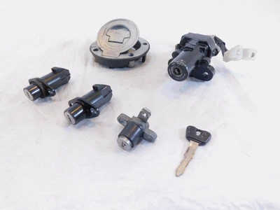 $124.99 • Buy Yamaha V-Star 1300 Tourer Deluxe Ignition Switch Gas Tank Cap Seat Lock Key Set