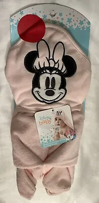 Disney Sweetheart Minnie Mouse Hooded Towel NWT • $12.50