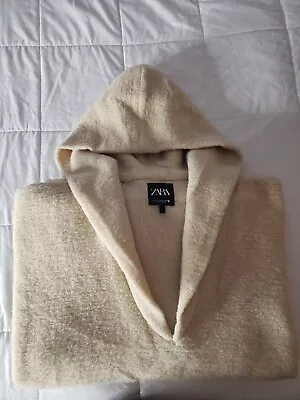 ZARA Long Cape KNIT Poncho  HOODED Size M Coat Pre-owned  • $37.75