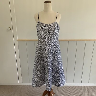 $0.99 • Buy Garfunkle Australia Size 12 Midi Fit N Flare Dress Paisley