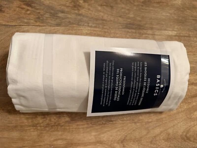 $29 • Buy Pottery Barn Design Crew Basics Cotton & Linen Tablecloth. 70” X 90”.