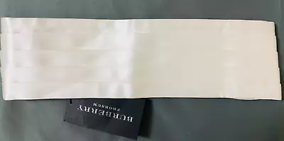 $295 Burberry White Belt Made In Italy 32*4-34*4Inch • $98