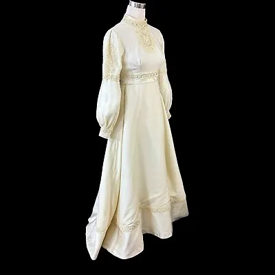 Winter Wedding Dress White Velvet Satin Blue Trim W/ Train & Veil Vintage 1960s • $129.99