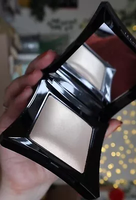 100% Genuine Illamasqua Beyond Powder Highlighter In DEITY - BNIB RRP £34 • £12.99