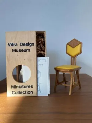 Vitra Design Museum Miniature Collection Peacock Chair Frank Lloyd Wright • $650