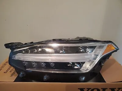 2019 2020 2021 2022 VOLVO XC90 OEM Headlight Full LED Right Passenger 31655785 • $315