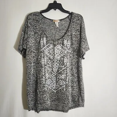 Lavish Plus Maternity Shirt Short Sleeve Top Size 2X Gray Knit Studded Aztec • $11.95