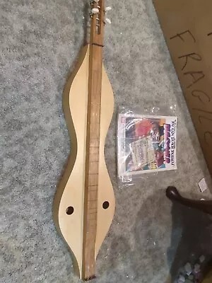 4 String Hourglass Mountain Dulcimer With Books And Spare Strings Box 110 • $147.19