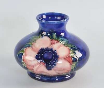 £155 • Buy Moorcroft Anemone Small Bulbus Vase C1930s
