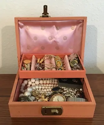 Vtg Mele 2-Tier Salmon Pink Jewelry Box With Pink Lining And Jewelry No Key • $57.50